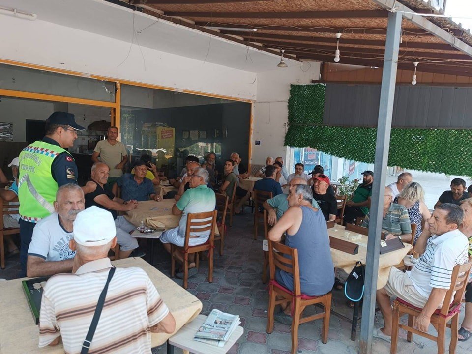 Güzelçamlı’da motosiklet sürücüleri bilgilendirildi