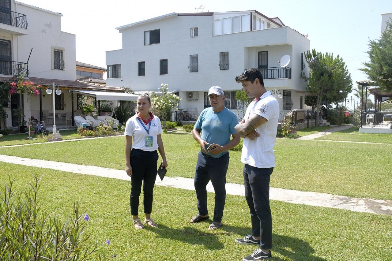 Güvercin Masa vatandaşları dinliyor