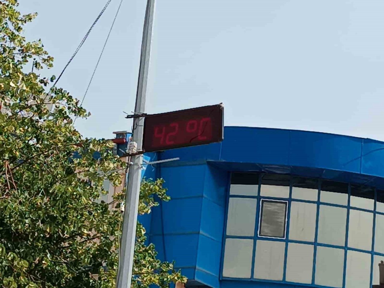 O ilçede termometreler 42 dereceye gösterdi