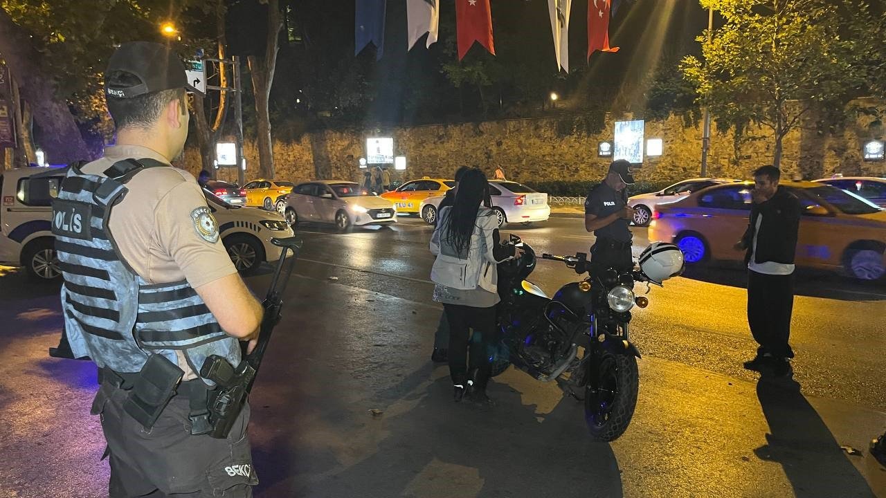 İstanbul’da motosiklet sürücülerine yönelik asayiş uygulaması yapıldı