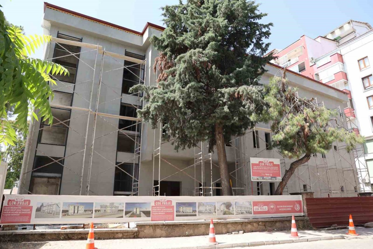 Uşak Belediyesi ile engeller bir bir kalkıyor