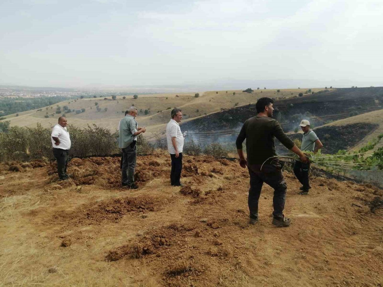 Isparta’da traktörden sıçrayan yangın korku dolu anlar yaşattı