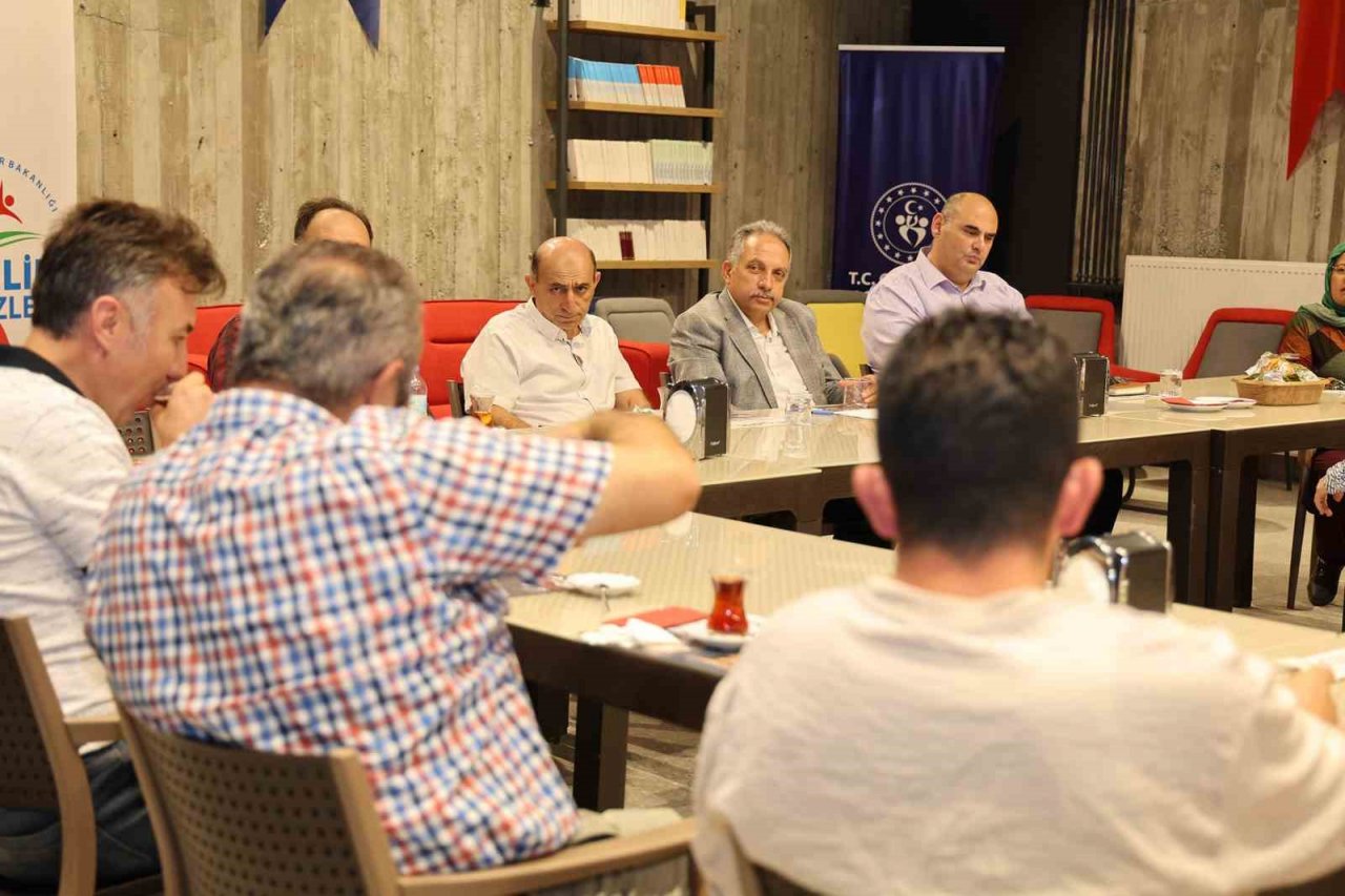 Esnaf buluşmaları kaldığı yerden