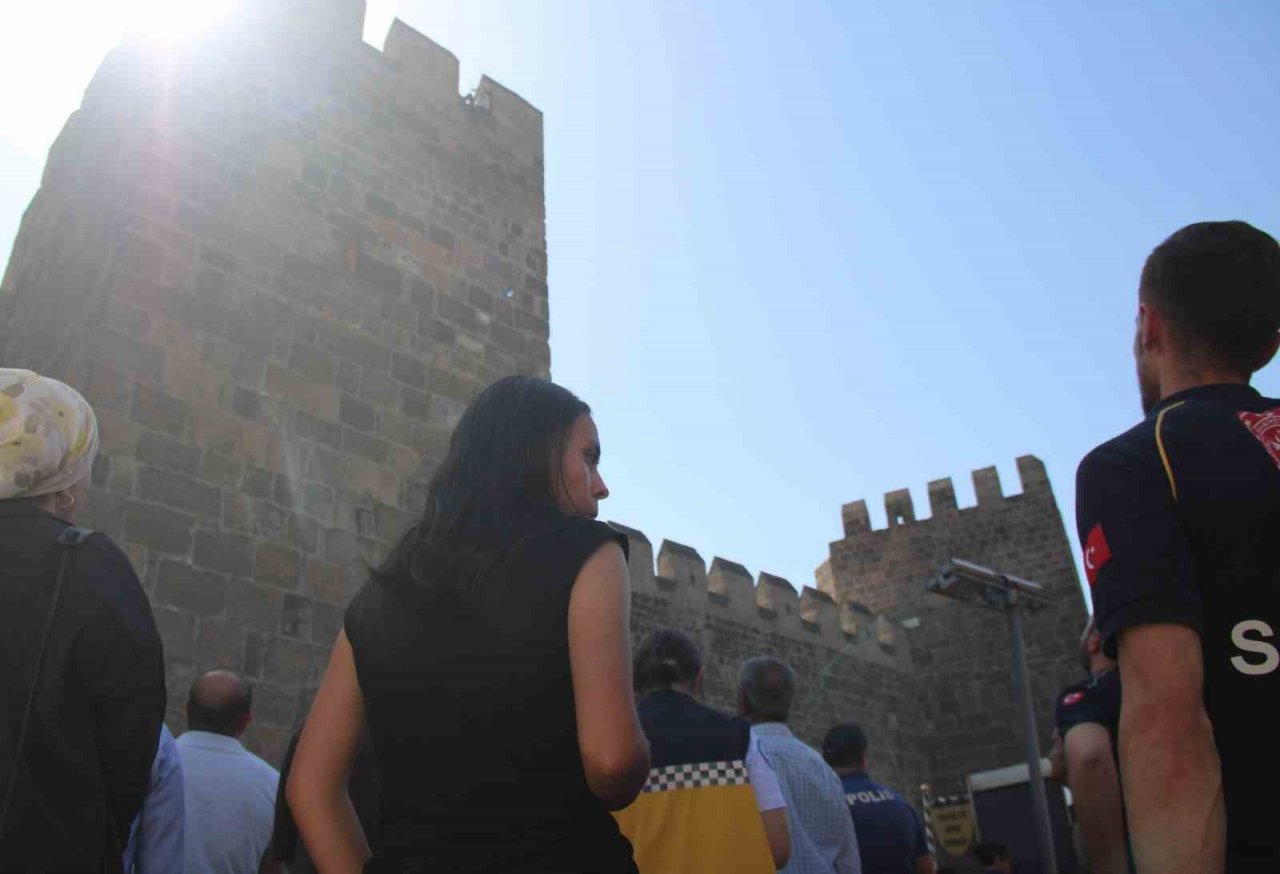 Tarihi surlarda korku dolu anlar