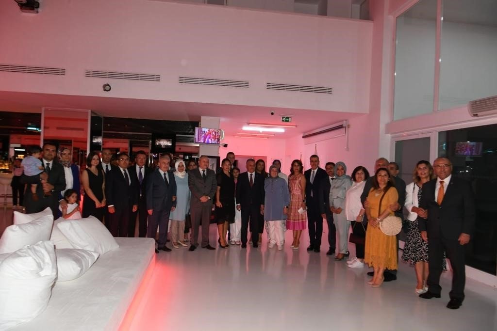 Malatya Valisi olarak atanan Ersin Yazıcı protokolle vedalaştı