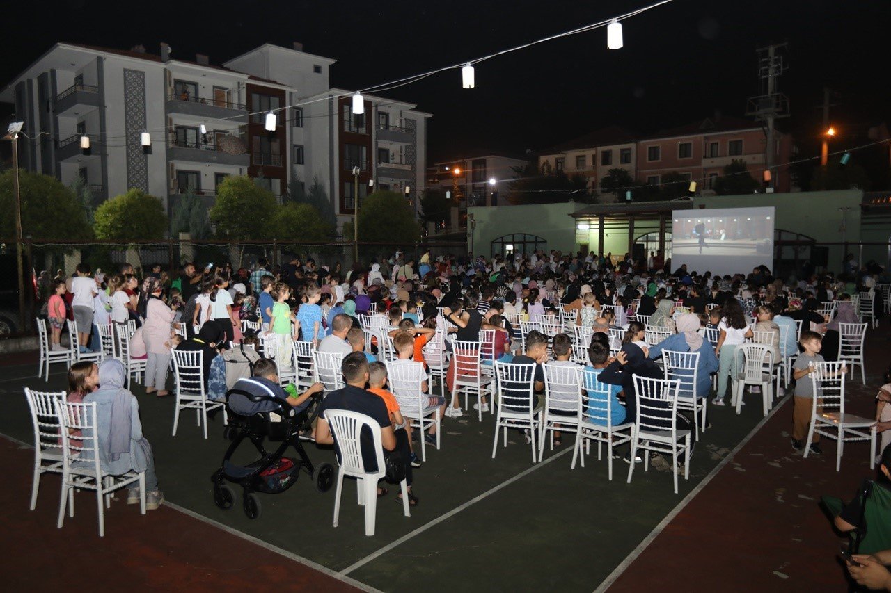 Çocuk sineması etkinliğine yoğun ilgi