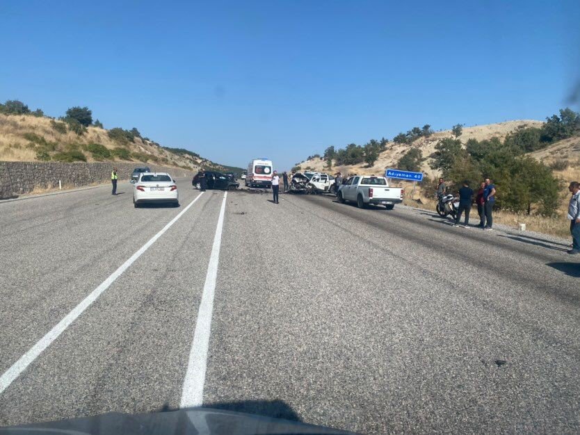 Adıyaman’da feci kaza: 4 ölü, 2 yaralı