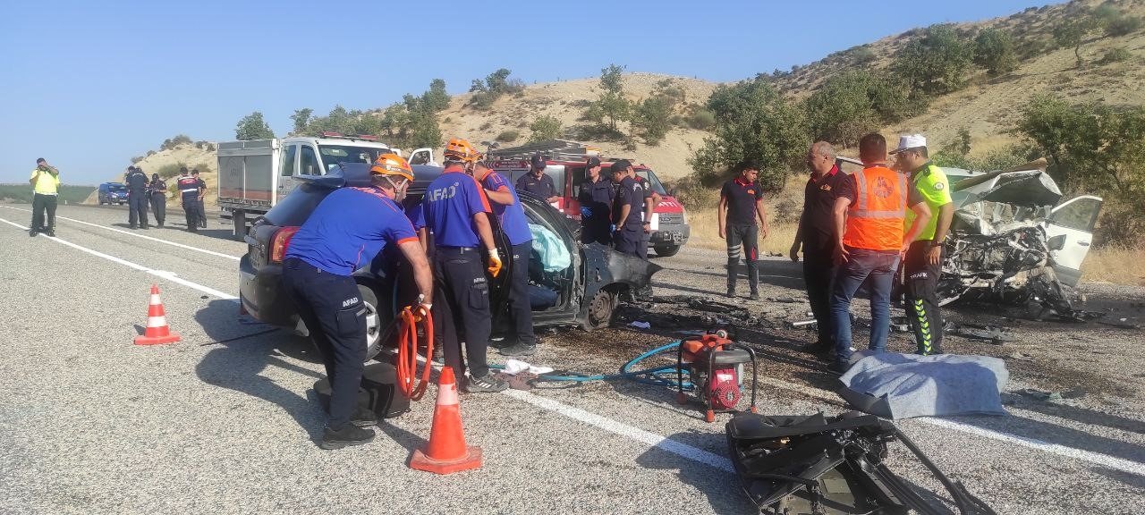 Adıyaman’da trafik kazası: 4 ölü, 3 yaralı