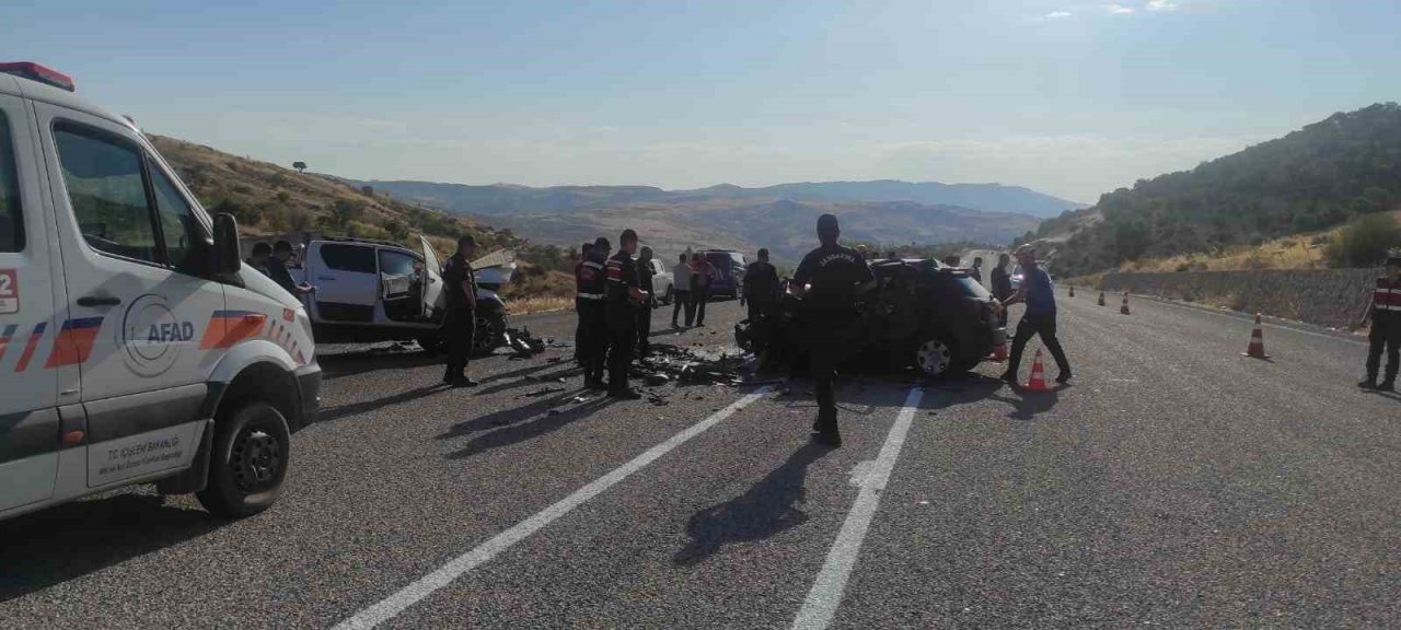 Adıyaman’da trafik kazası: 4 ölü, 3 yaralı