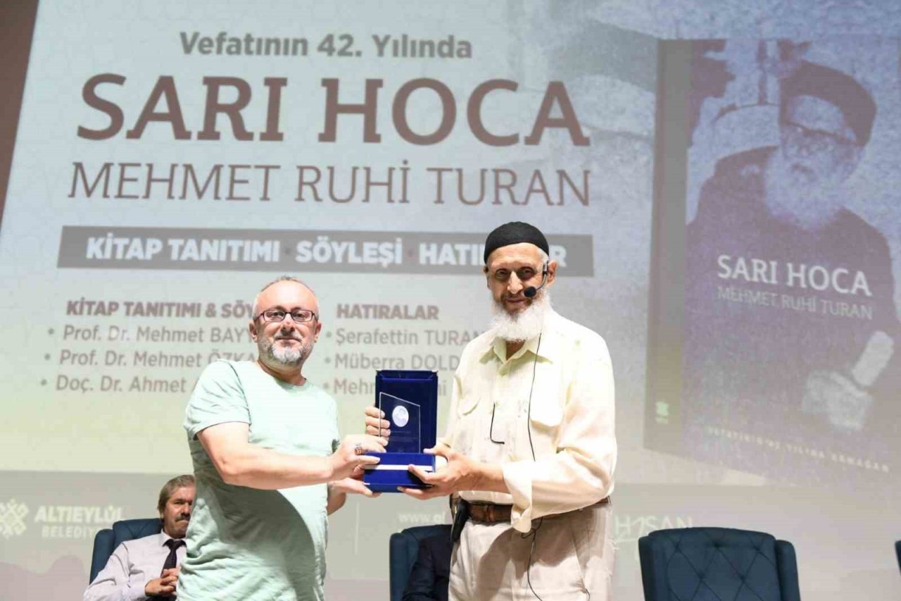 Altıylül Belediyesi’nden değerli bir eser ’Sarı Hoca’