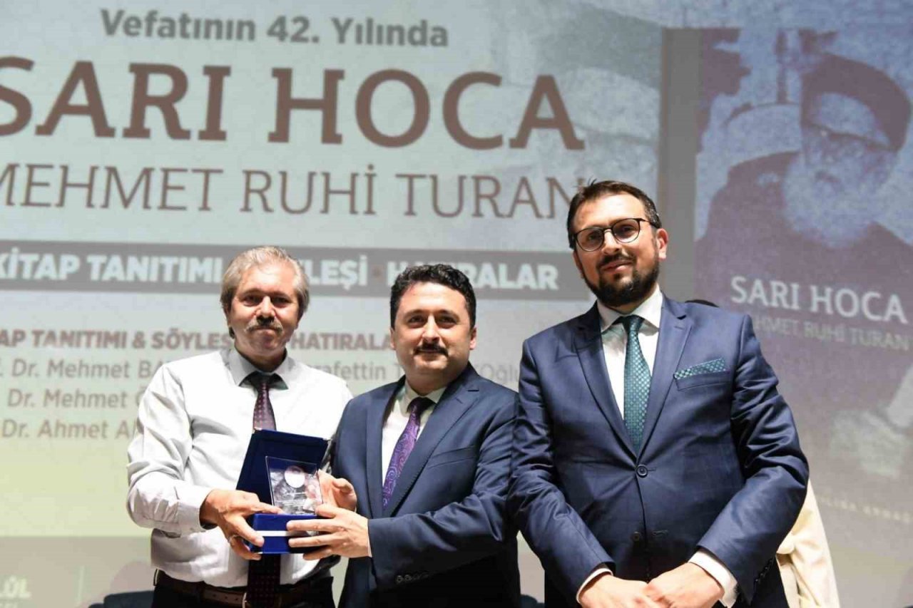 Altıylül Belediyesi’nden değerli bir eser ’Sarı Hoca’