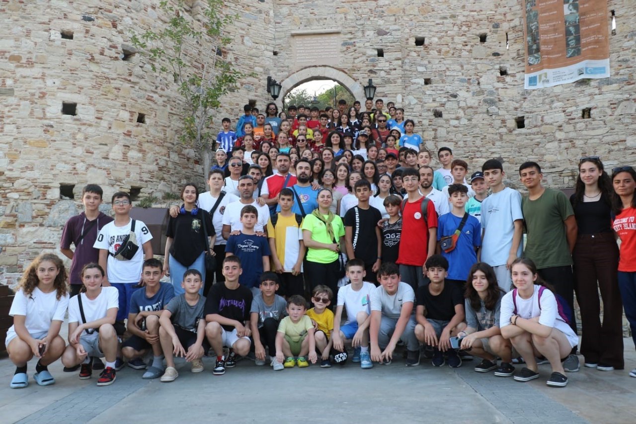 Aydın’da badmintonun yıldızları parlıyor