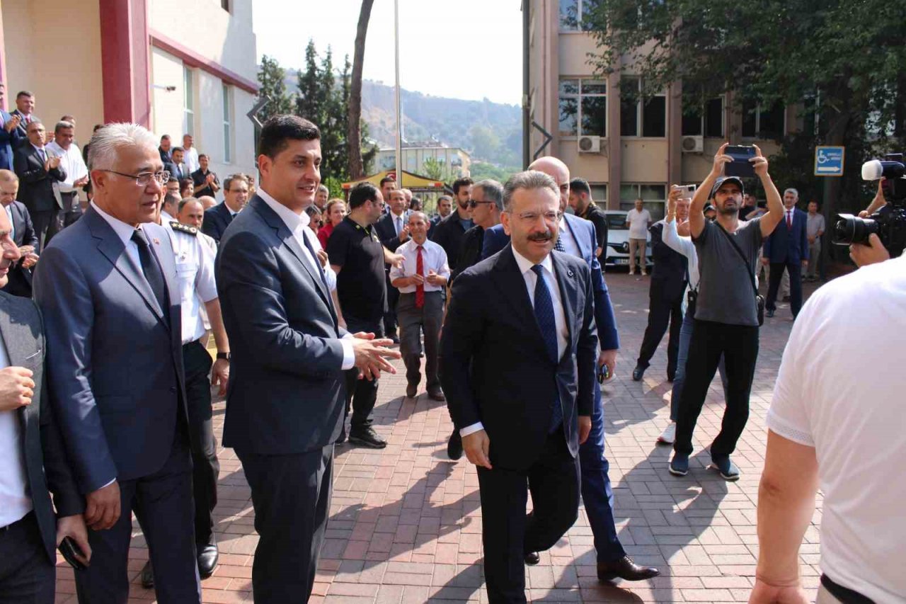 Vali Aksoy, Aydın’dan alkışlarla uğurlandı