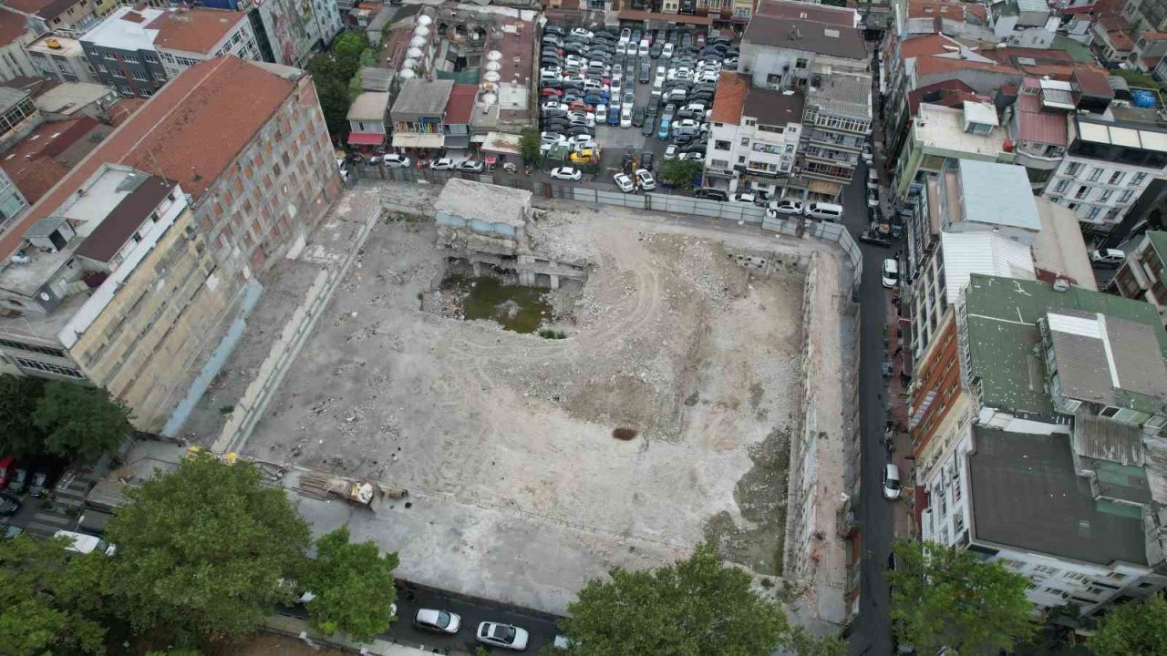 Karaköy ve Mercan’da otopark çilesi