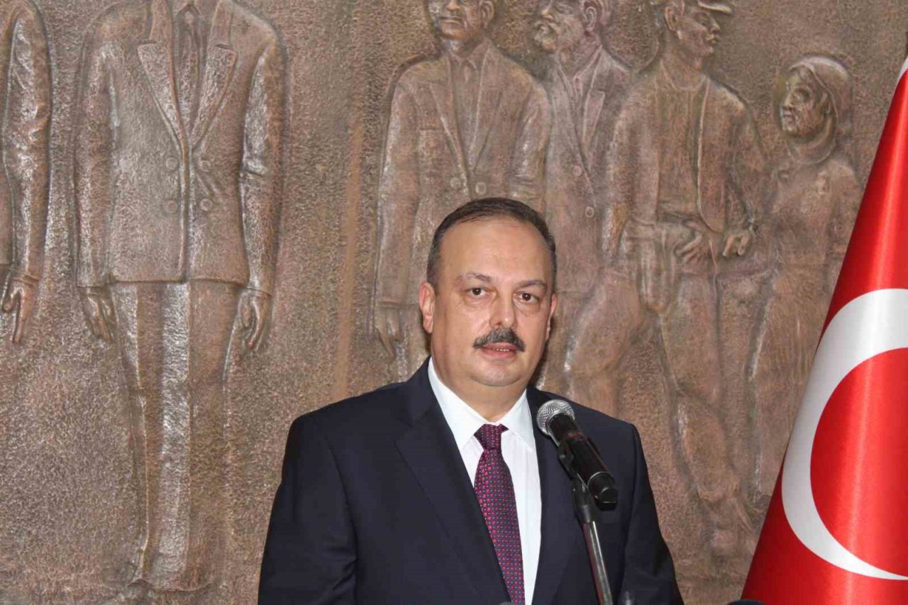 Aydın Valisi Canbolat göreve başladı