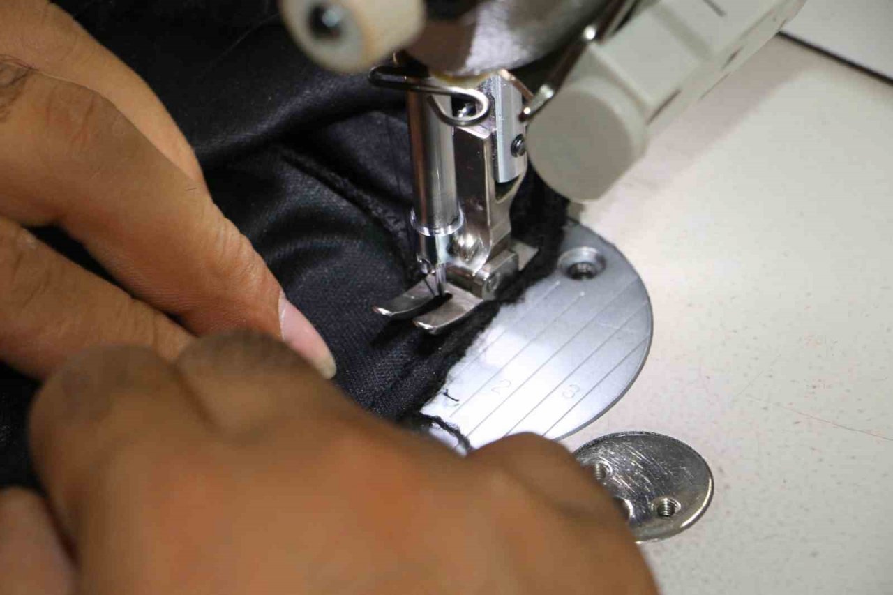 Diyarbakır’da ayda 66 bin ürün çıkartan firma, Ortadoğu’dan sonra Avrupa’yı giydirmeye hazırlanıyor