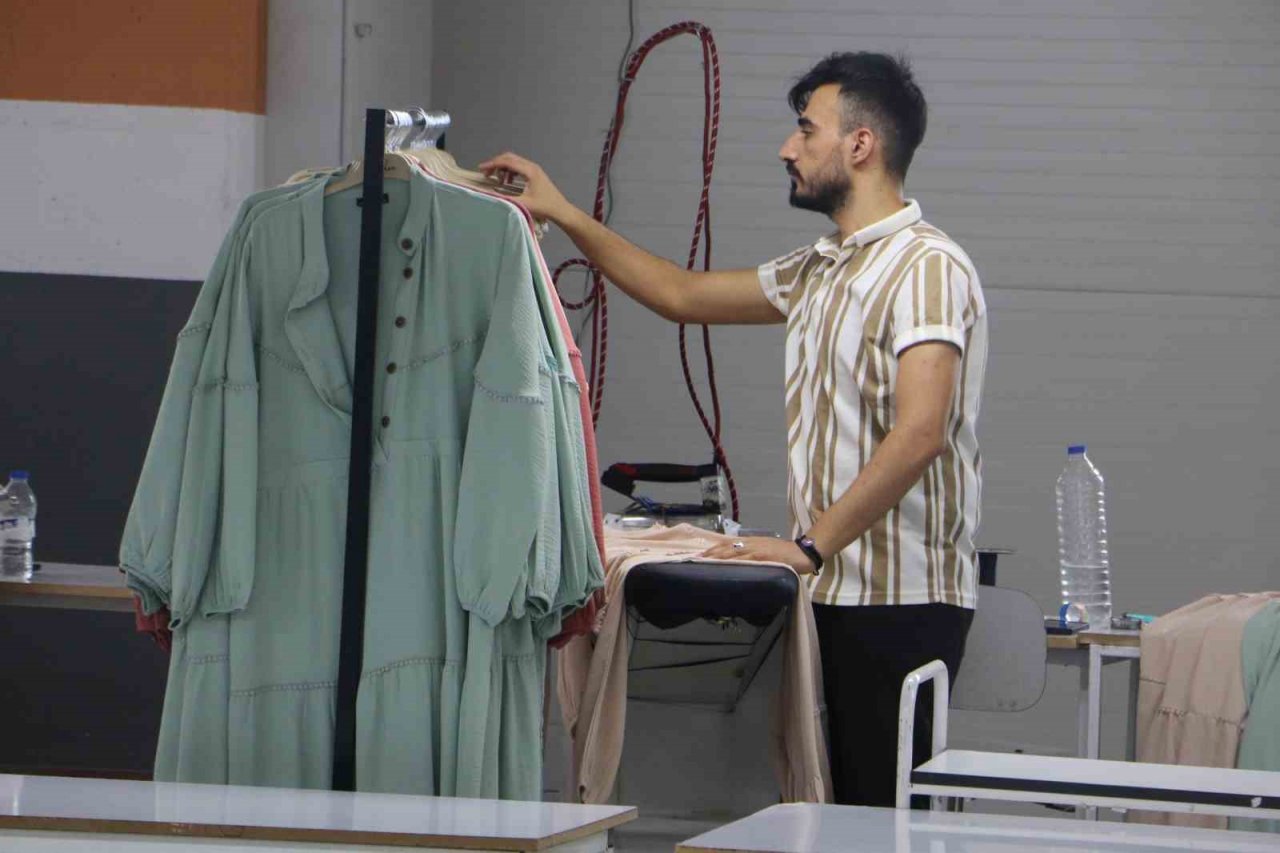 Diyarbakır’da ayda 66 bin ürün çıkartan firma, Ortadoğu’dan sonra Avrupa’yı giydirmeye hazırlanıyor