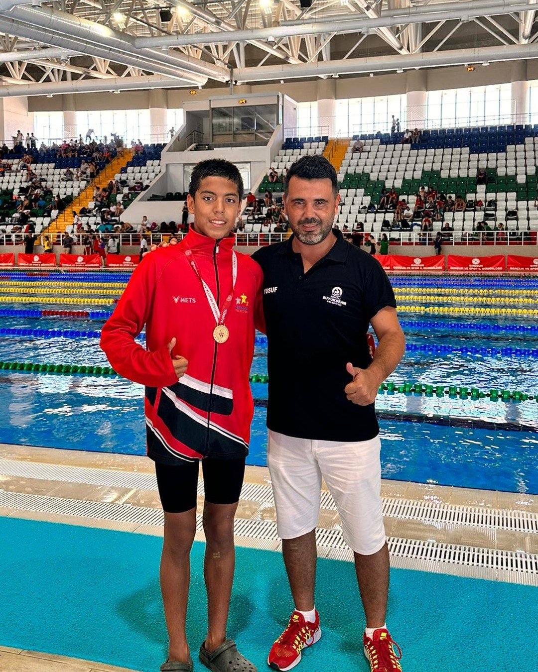 Denizlili yüzücüler Türkiye finallerinden 3 madalyayla döndü