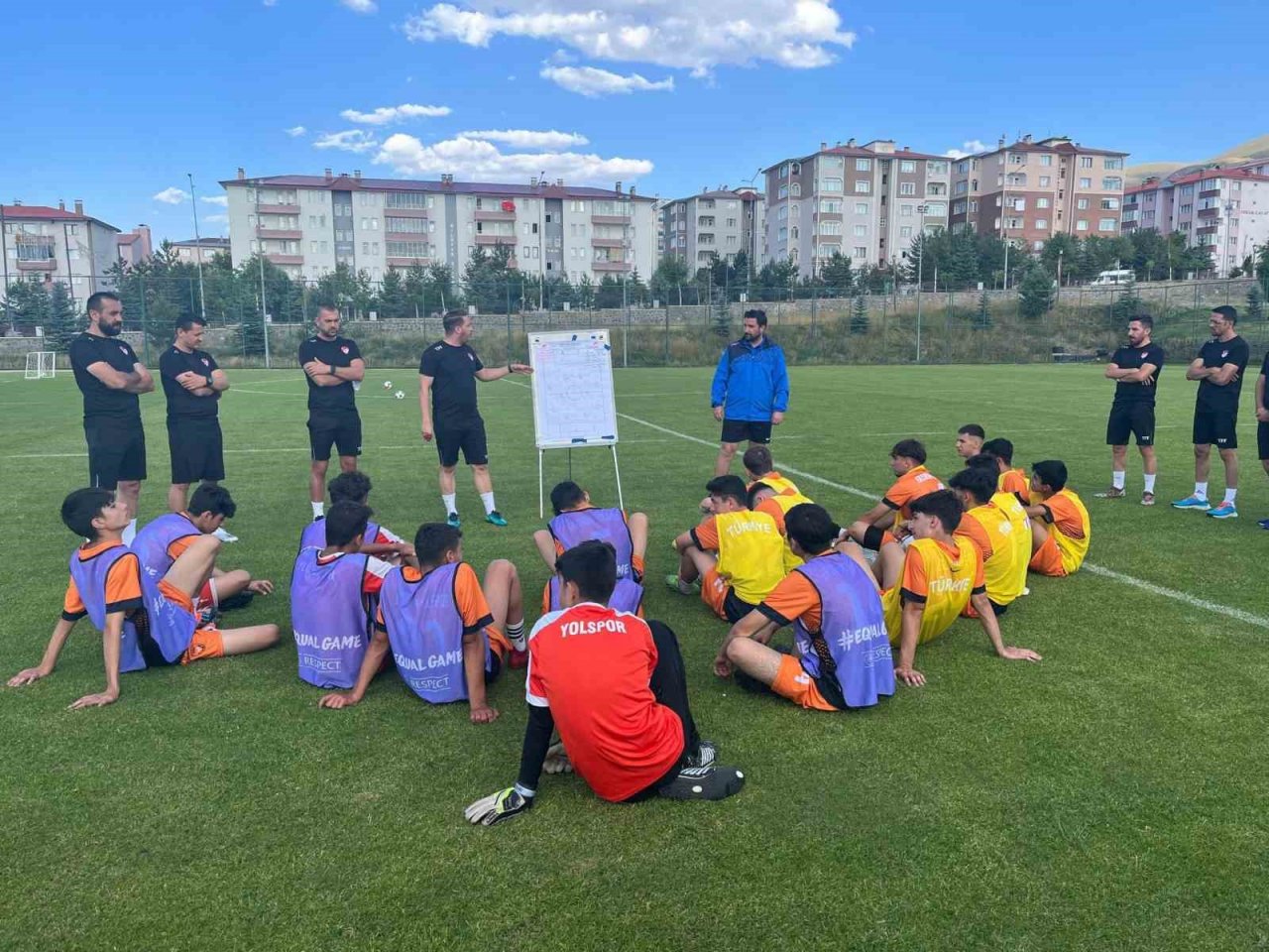 Antrenör Eğitim Programları Yoğun Bir Tempoda Sürüyor