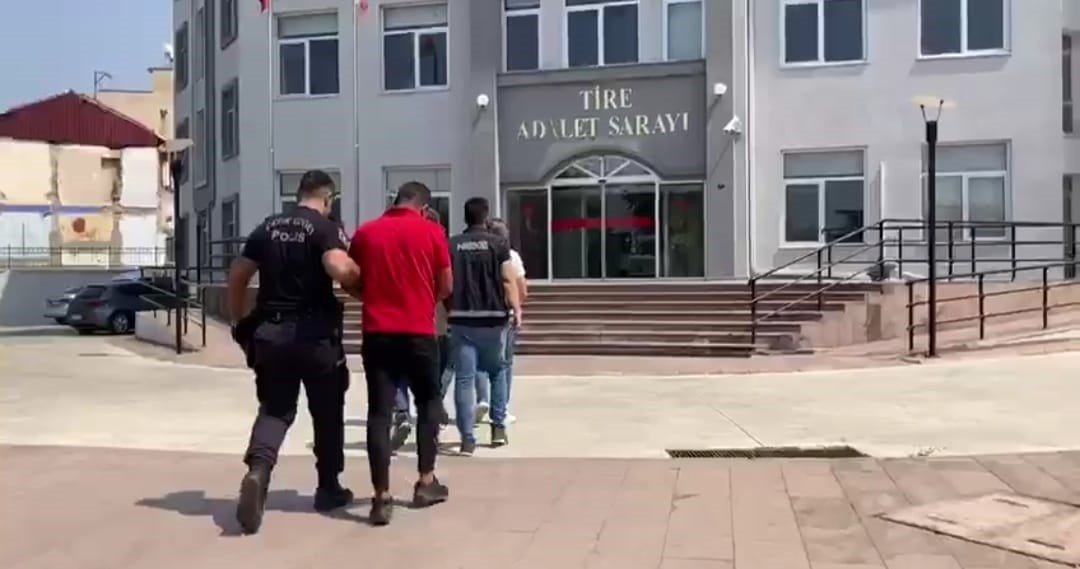 İzmir’deki uyuşturucu operasyonunda 3 tutuklama