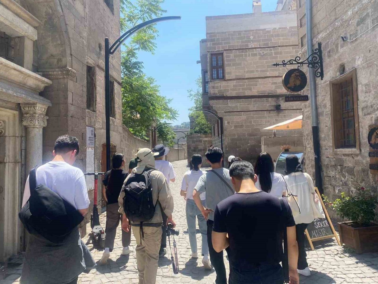 Büyükşehir’in konuğu Güney Koreli öğrenci ve arkeologlar Kayseri’ye hayran kaldı