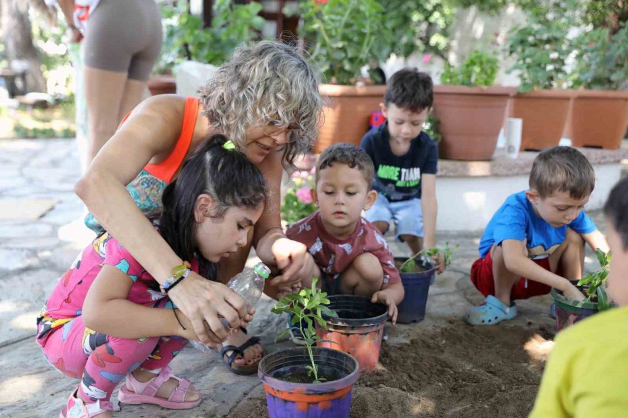 Sekibaşı çocuk atölyesinde eğitimler sürüyor