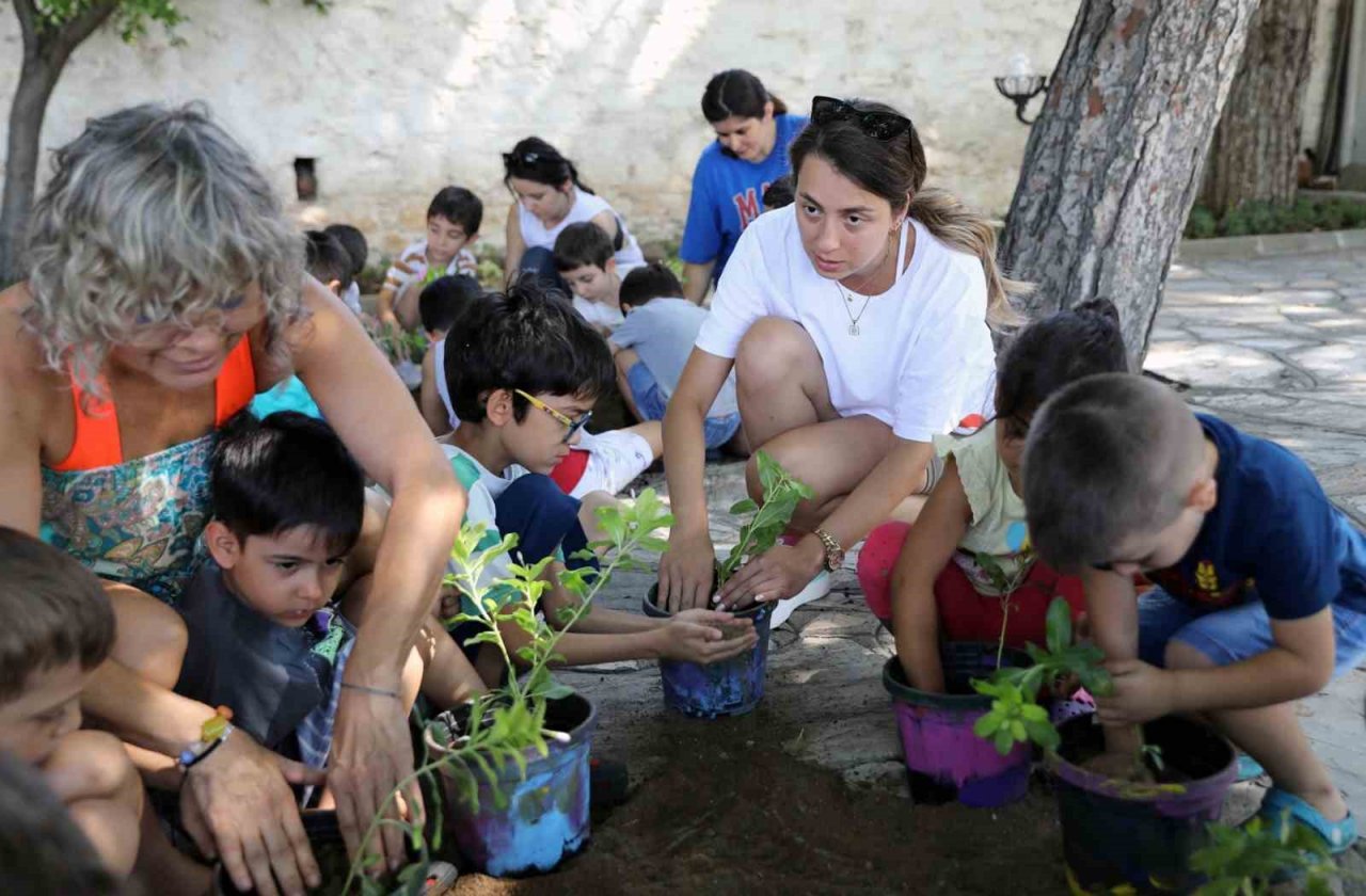 Sekibaşı çocuk atölyesinde eğitimler sürüyor