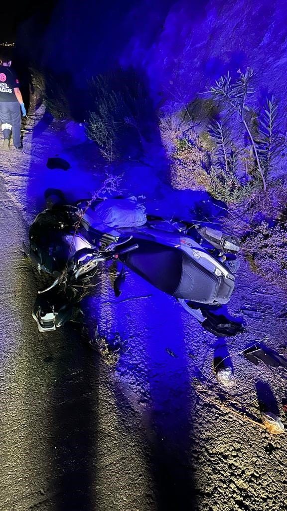 Motosiklet sürücüsü hayatını kaybetti