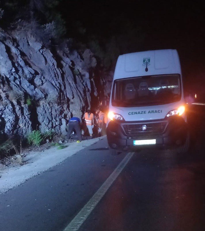 Motosiklet sürücüsü hayatını kaybetti