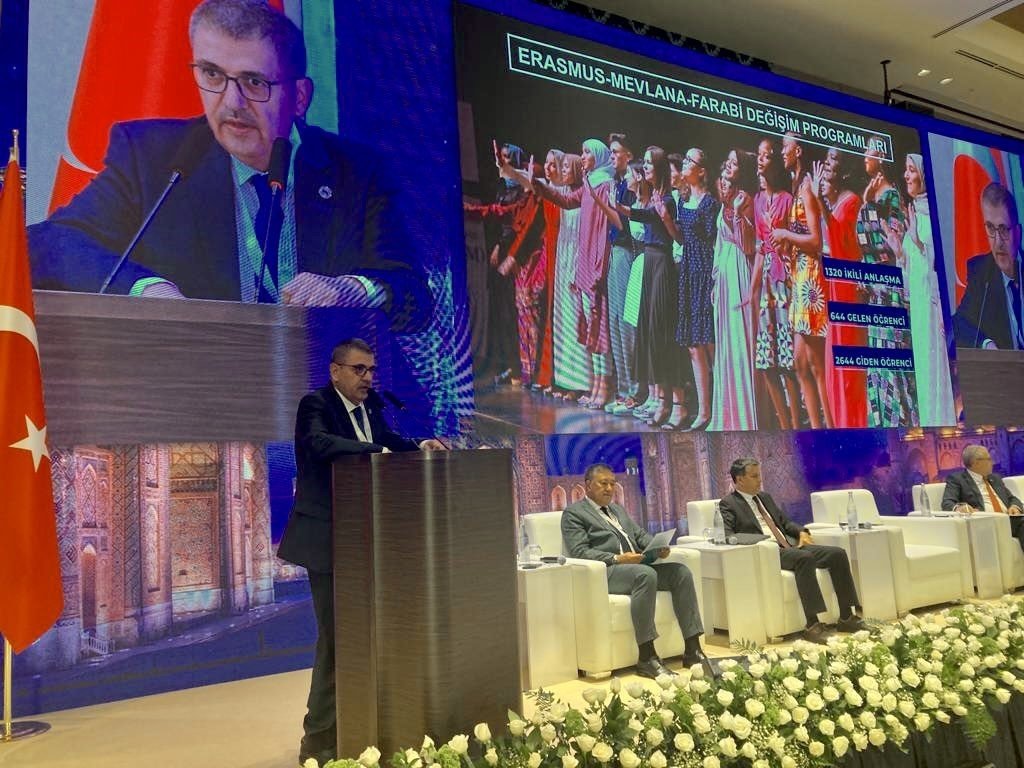 PAÜ heyeti, Özbekistan’da önemli iki ayrı buluşmaya katıldı