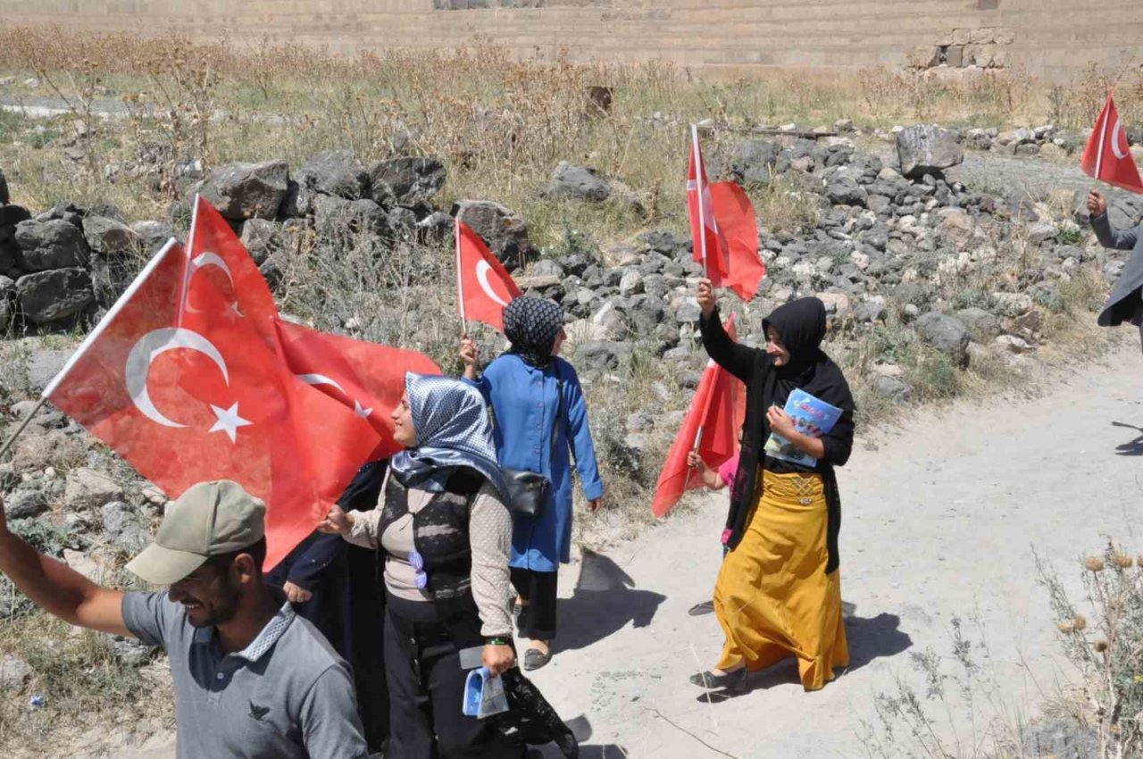 Ani’de fetih coşkusu