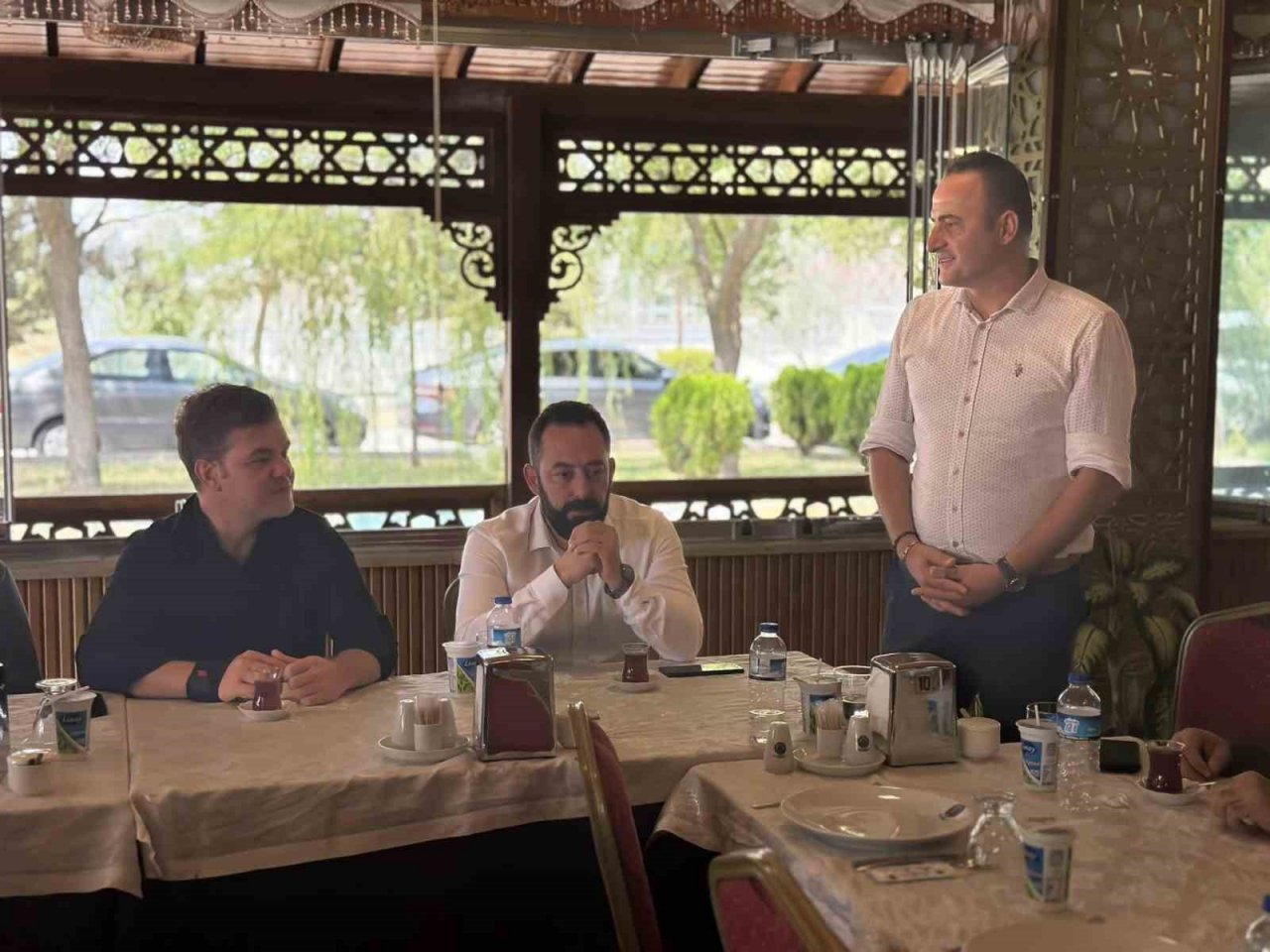 Simav’da İlçe Tarım Müdürüne veda yemeği