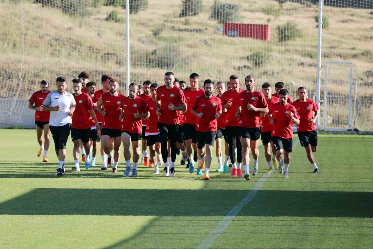 Talasgücü’de ikinci etap kampı başladı