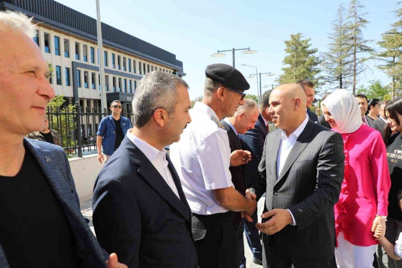 Vali Mustafa Koç, Niğde’den ayrıldı