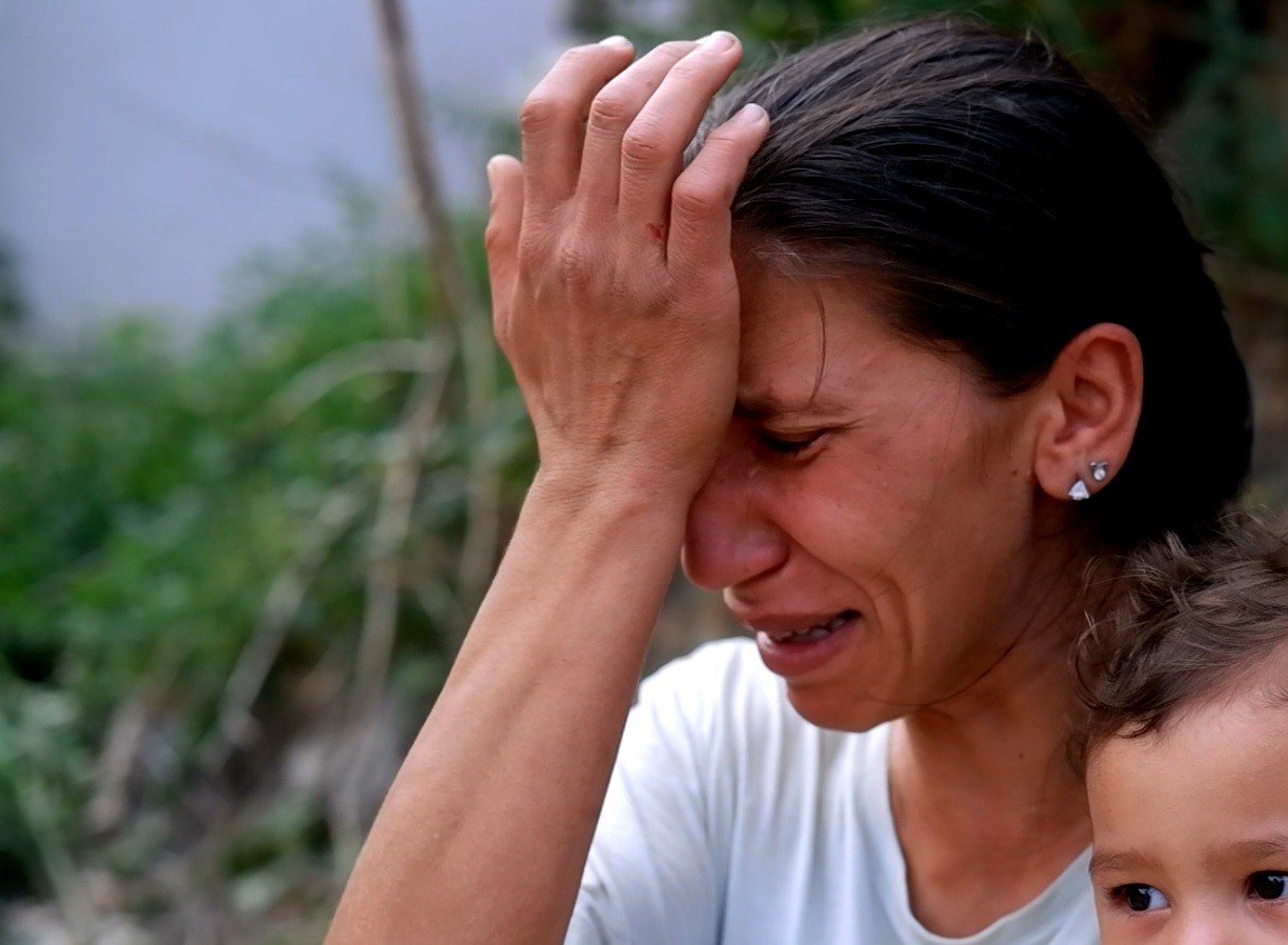 Çocuğun çakmakla oyunu evi kül etti, aile gözyaşları içinde kaldı