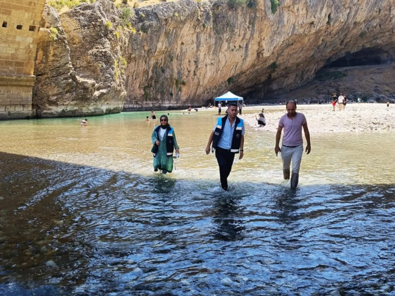 Ekosisteme zarar veren malzemeler toplandı
