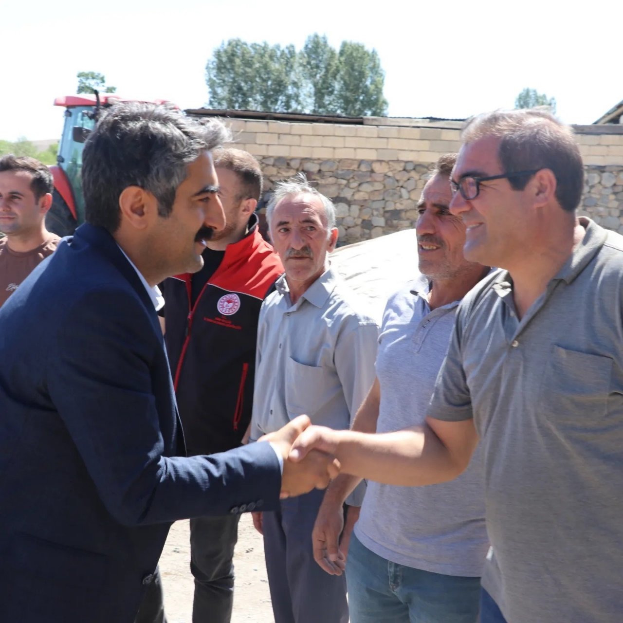 Tutak’ta bal hasadı şenliği