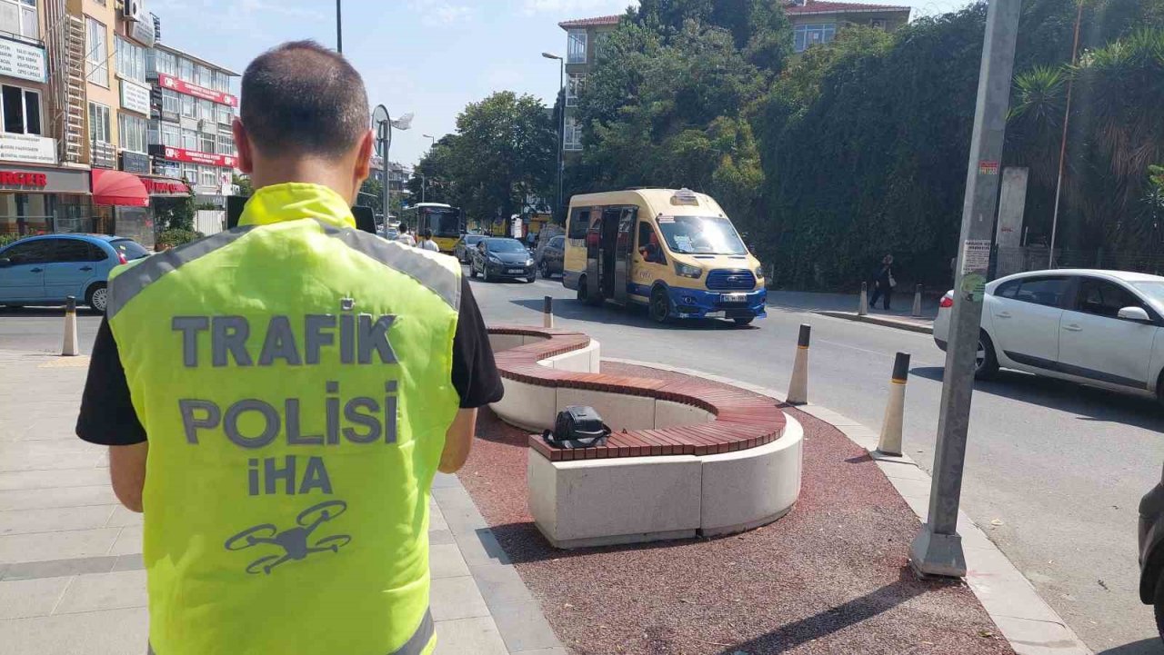Bakırköy’de dron destekli yaya geçidi denetimde sürücüler böyle itiraz etti