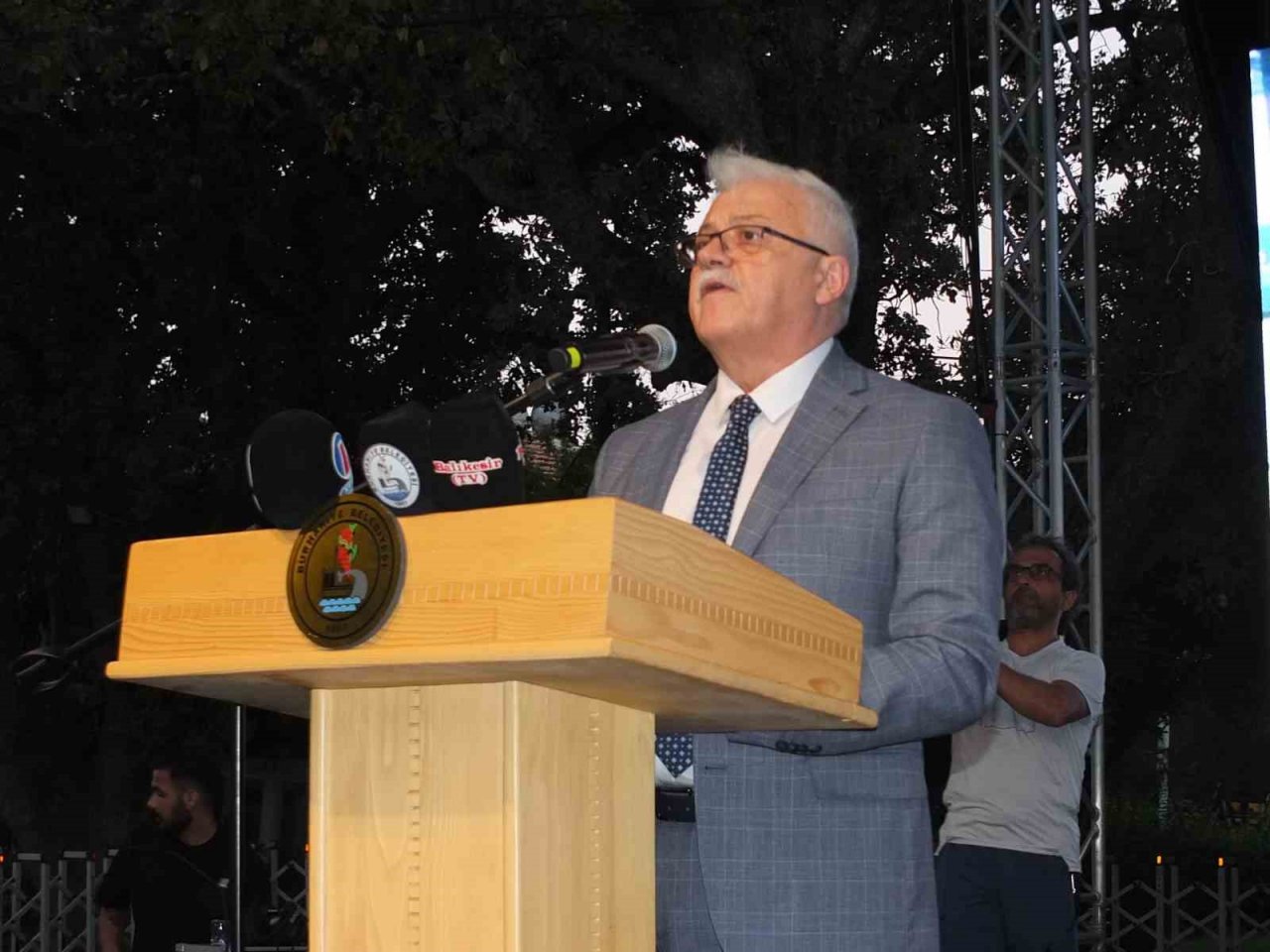 Burhaniye’de festival başladı