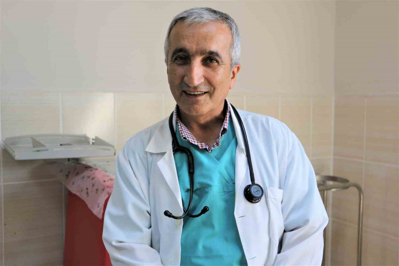 Almanya’da tedavi edilemeyen ’Rocky’ isimli köpek şifayı Diyarbakır’da buldu