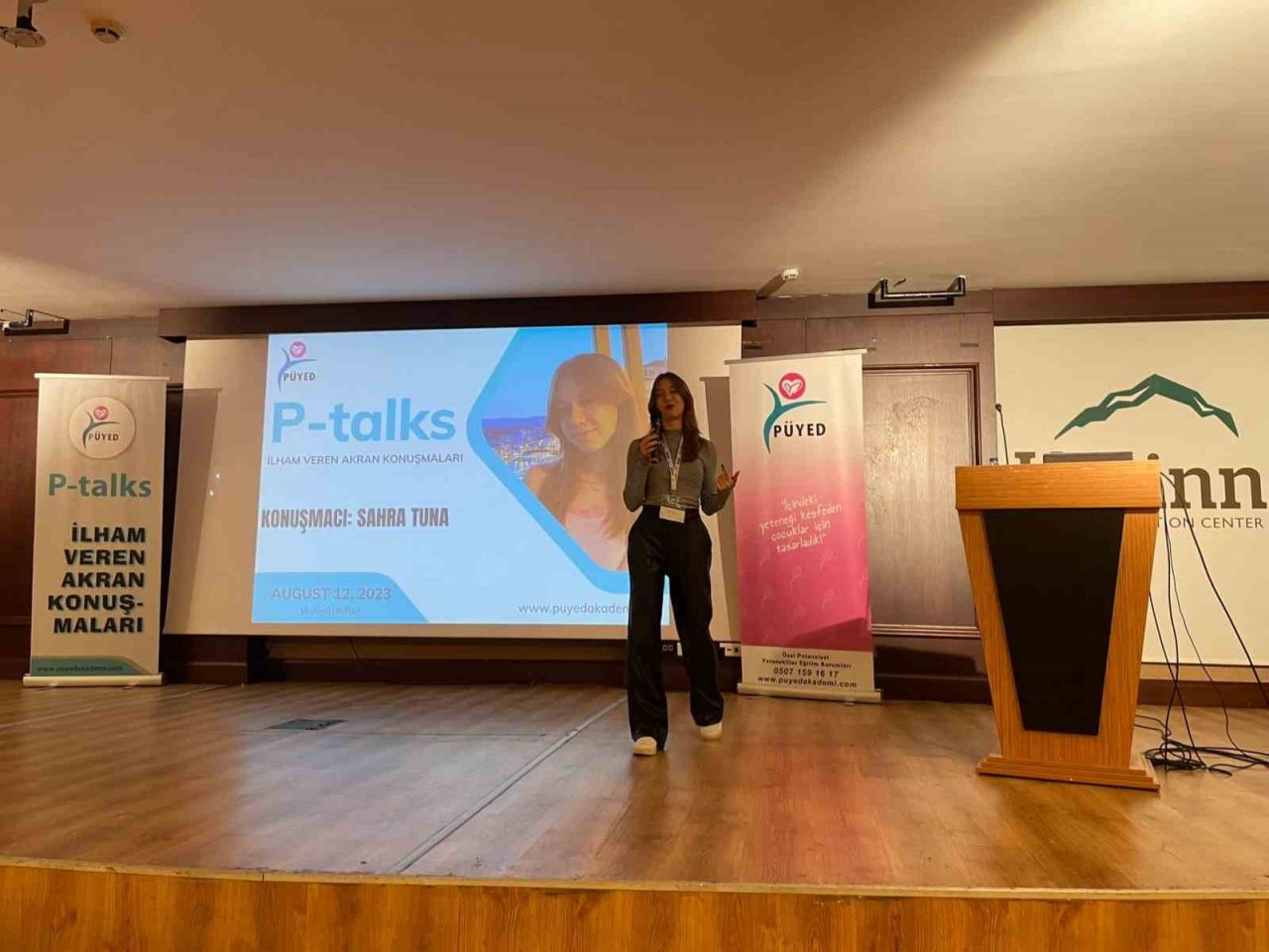 Özel yetenekli gençler deneyimlerini paylaşarak akranlarına ilham oldu