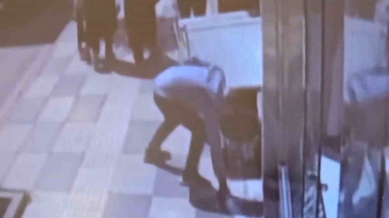 Elazığ’da pes dedirten hırsızlık: Çaldığı bebek arabası ile çaldığı petekleri taşıdı