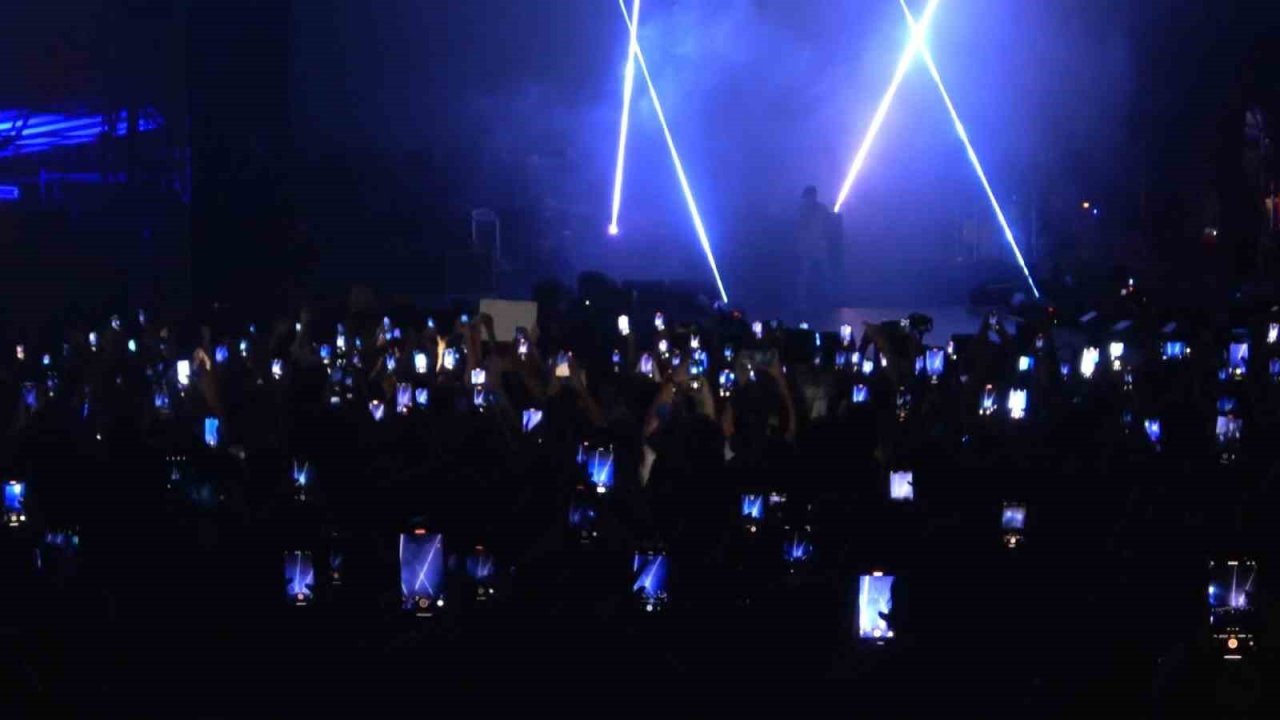 Bursa’da ünlüler rüzgarı