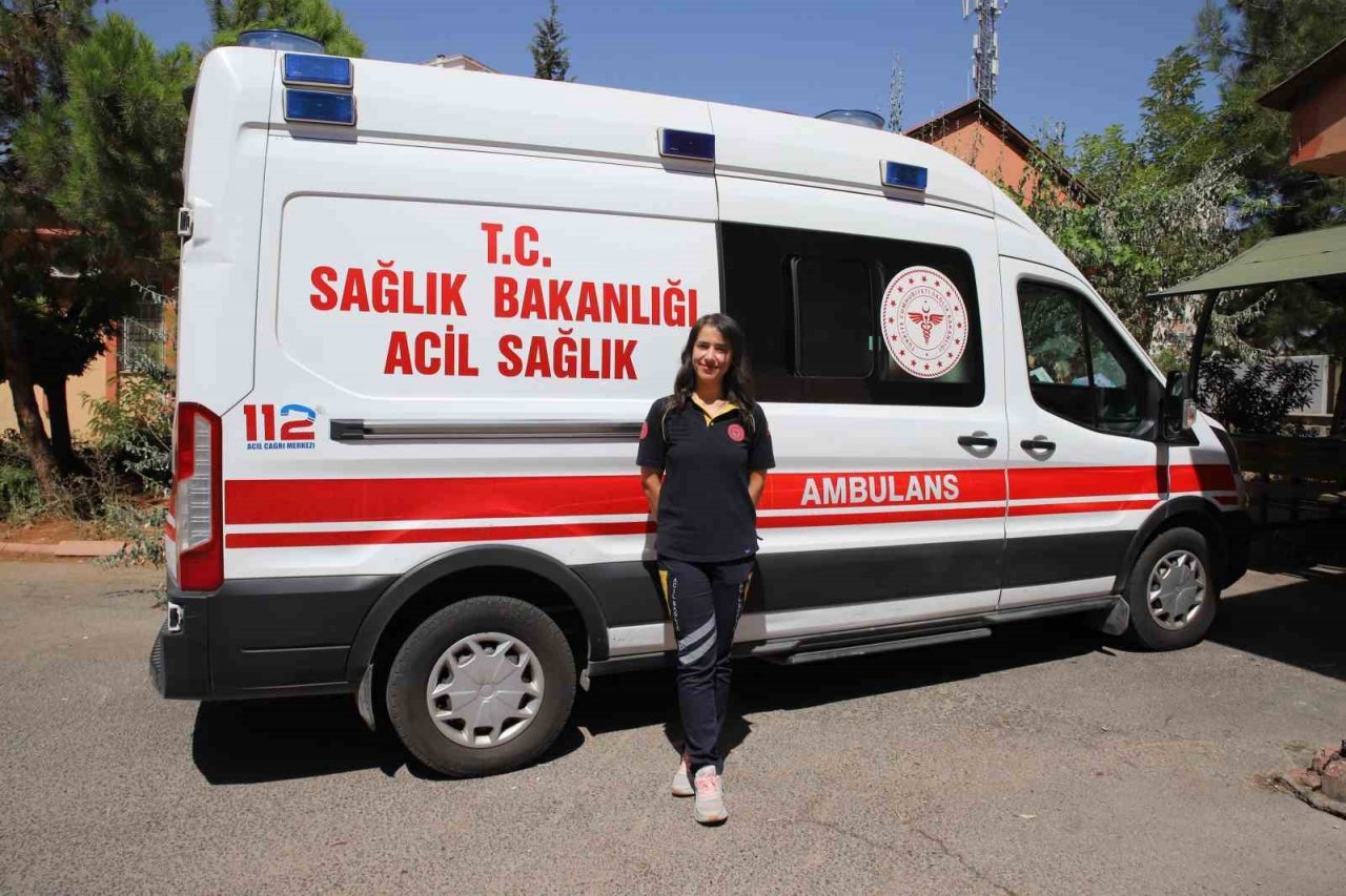 2 milyonluk şehrin tek kadın ambulans şoförü