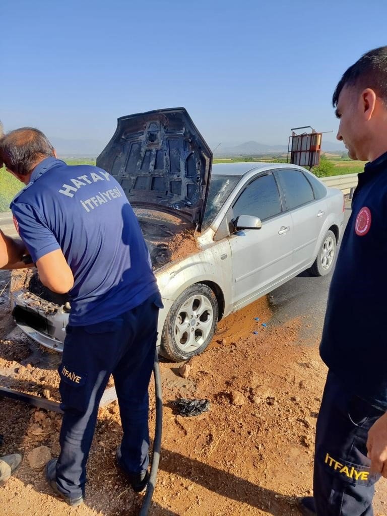 Araç yangını söndürüldü