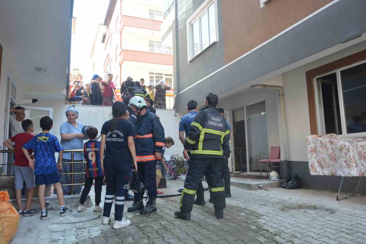 Ordu’da yangın: 2 çocuk dumandan etkilendi