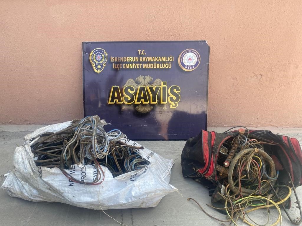 Mutfak tüpü hırsızları polisten kaçamadı