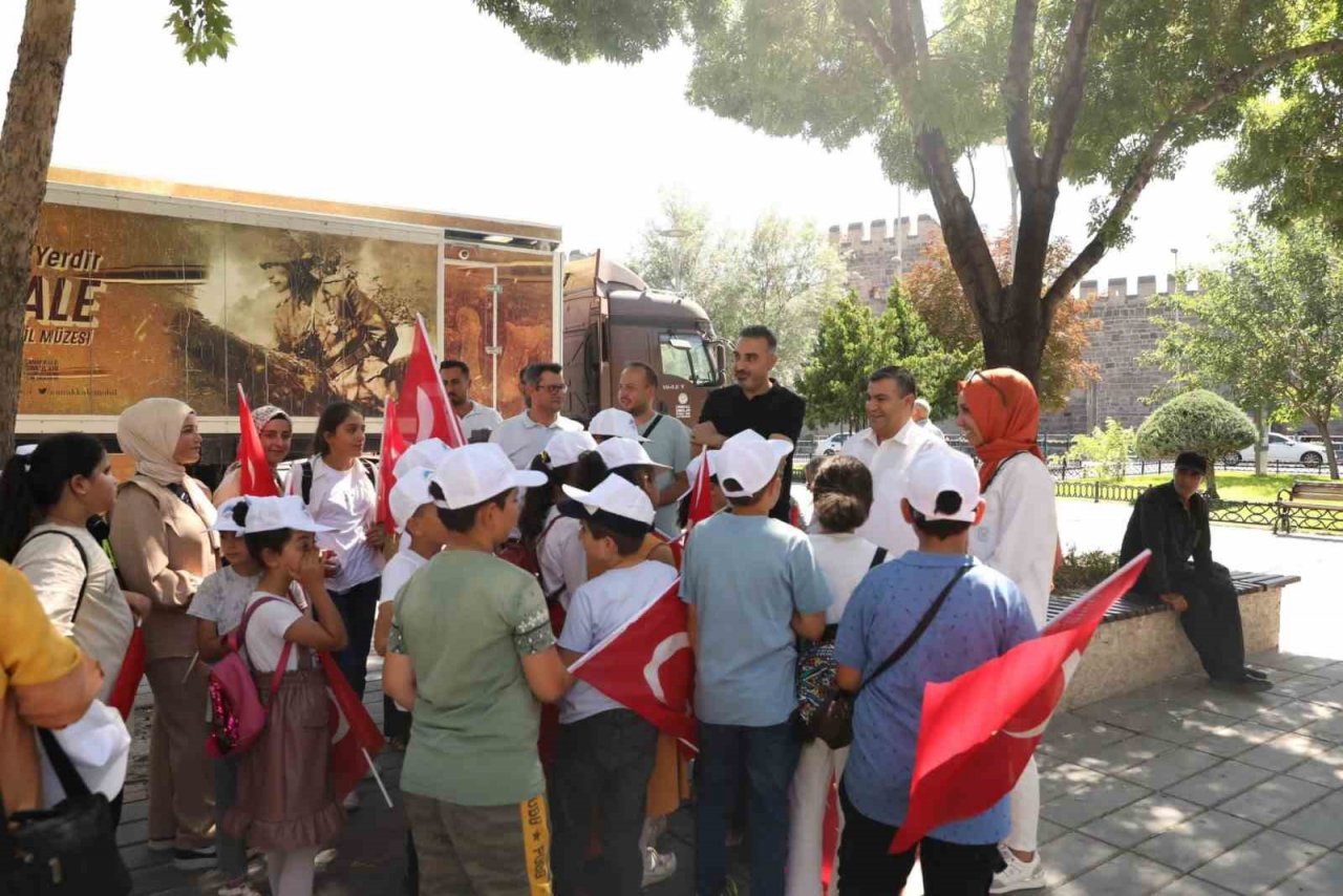 KAYMEK’in minik öğrencileri Çanakkale ruhunu yaşadı