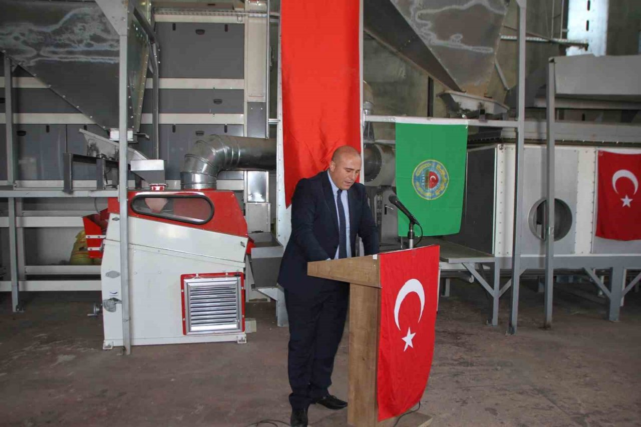 Malazgirt’te tohum eleme tesisi açıldı