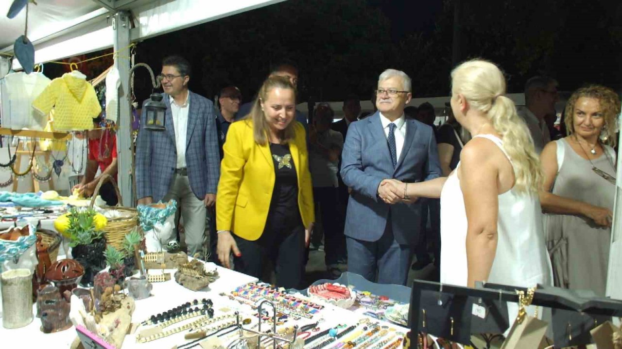 Burhaniye’de festival başladı